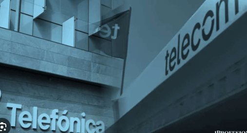 En Argentina suspenden bloqueo de Milei a venta de&nbsp;Telefónica