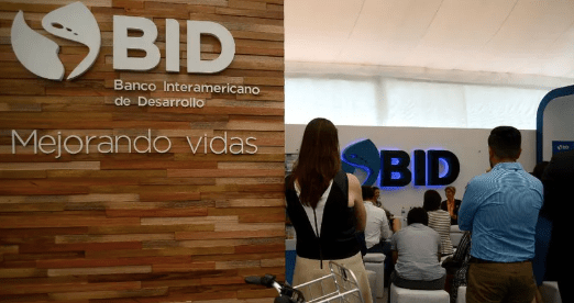 Informe del BID: Competencia impulsaría PIB 11% y reduciría desigualdad en 6% en América&nbsp;Latina