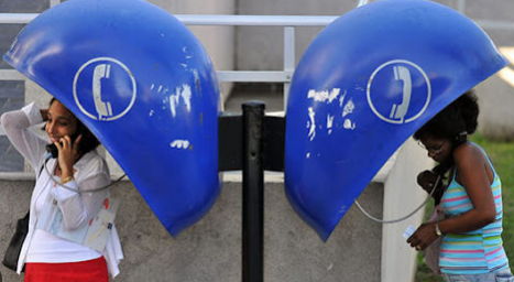 Brasil despide a los teléfonos públicos después de 53&nbsp;años